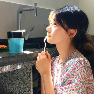 危机密布